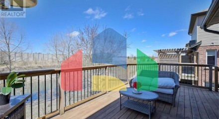 Residential - Single Family Home - New Hamburg, Canada - Canada