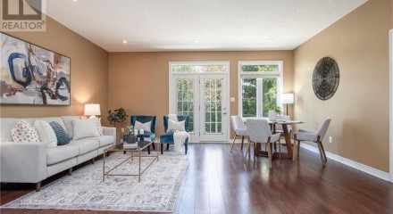 Residential - Condo/Apartment - New Hamburg, Canada - Canada