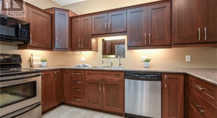 Residential - Condo/Apartment - New Hamburg, Canada - Canada