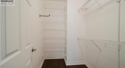 Residential - Condo/Apartment - New Hamburg, Canada - Canada