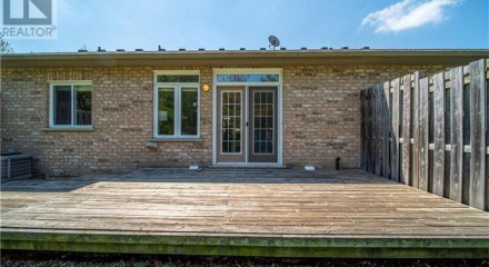 Residential - Condo/Apartment - New Hamburg, Canada - Canada