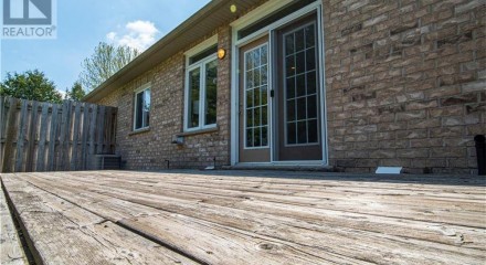 Residential - Condo/Apartment - New Hamburg, Canada - Canada