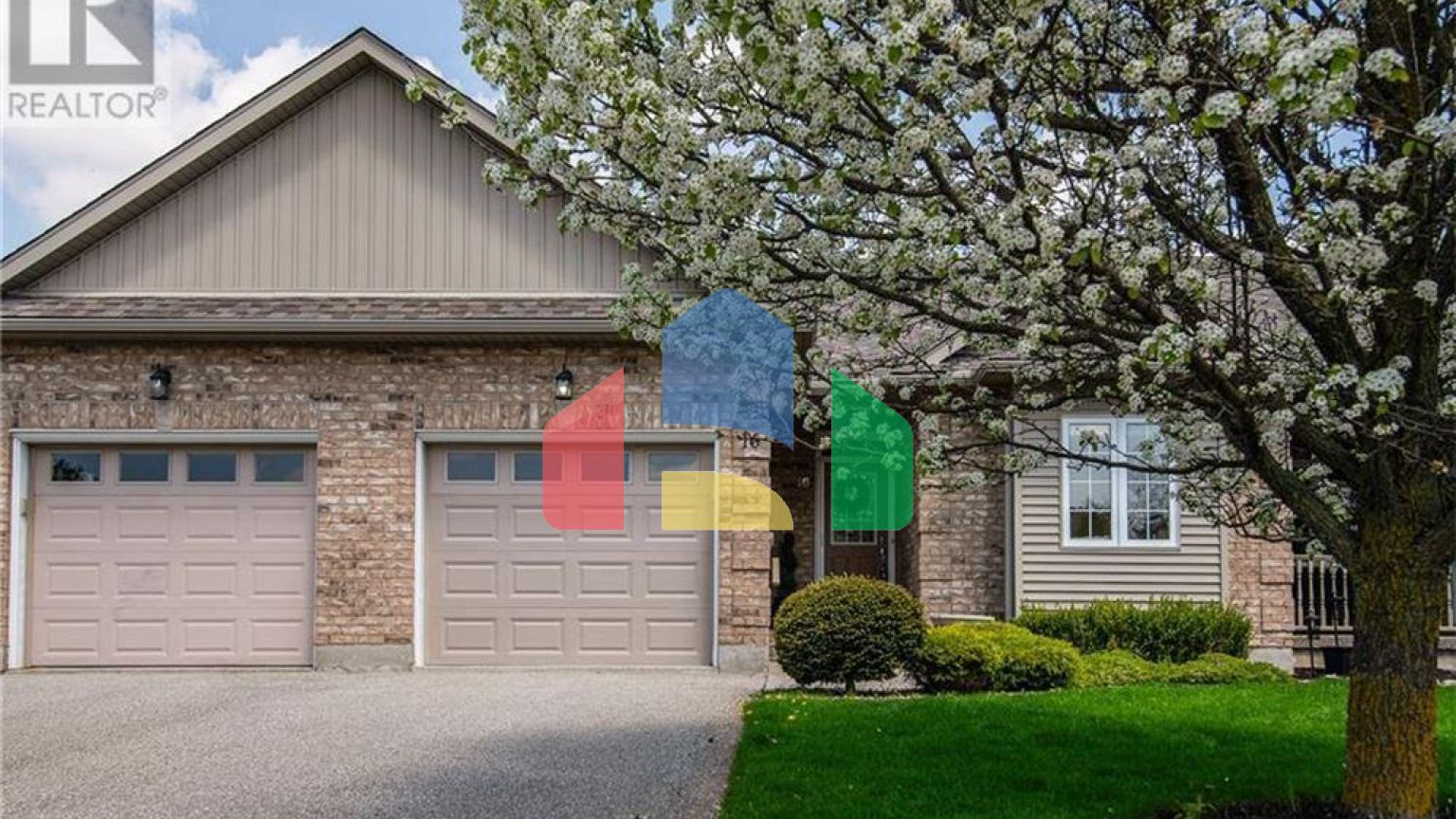 Residential - Condo/Apartment - New Hamburg, Canada - Canada