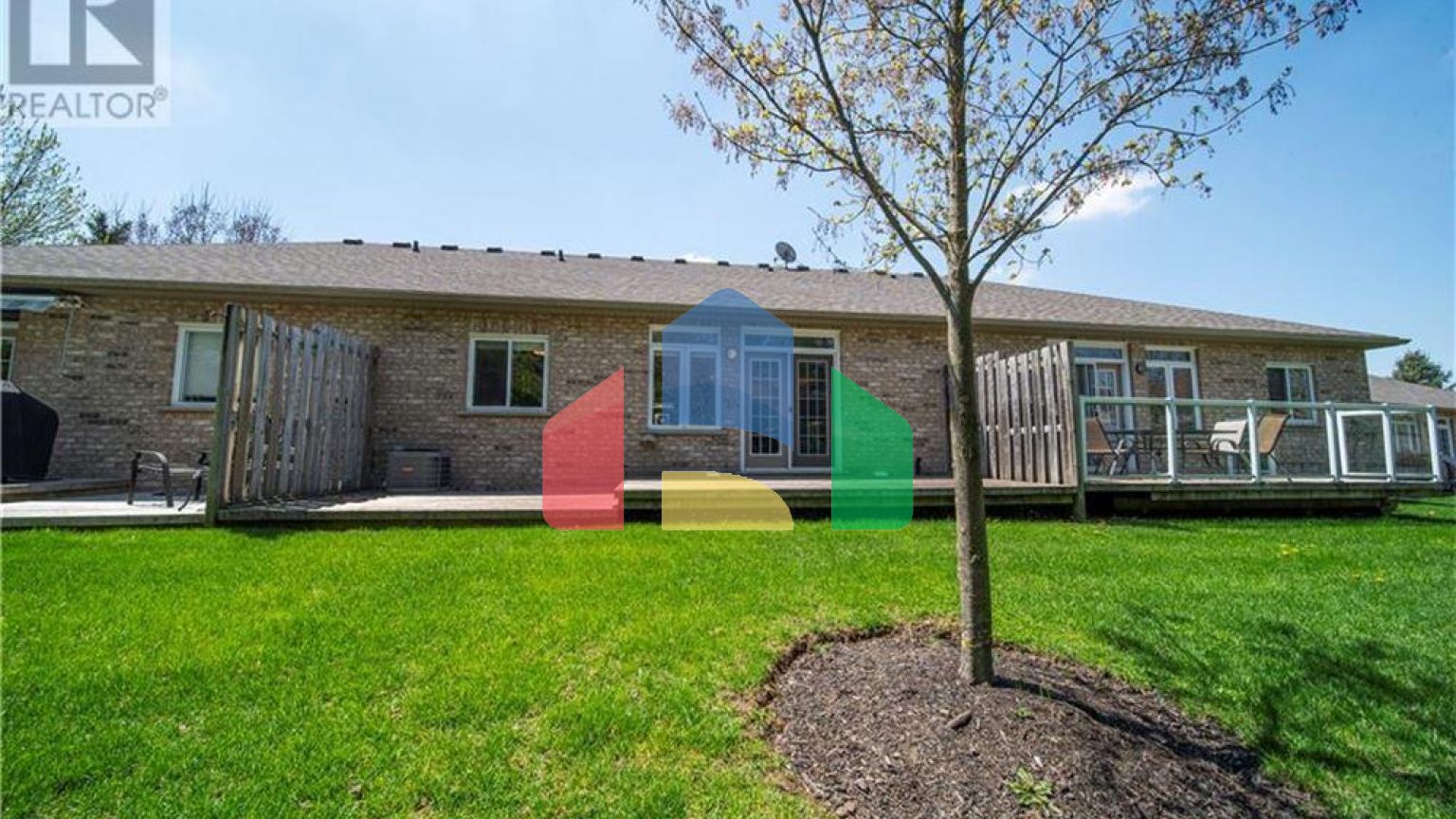 Residential - Condo/Apartment - New Hamburg, Canada - Canada