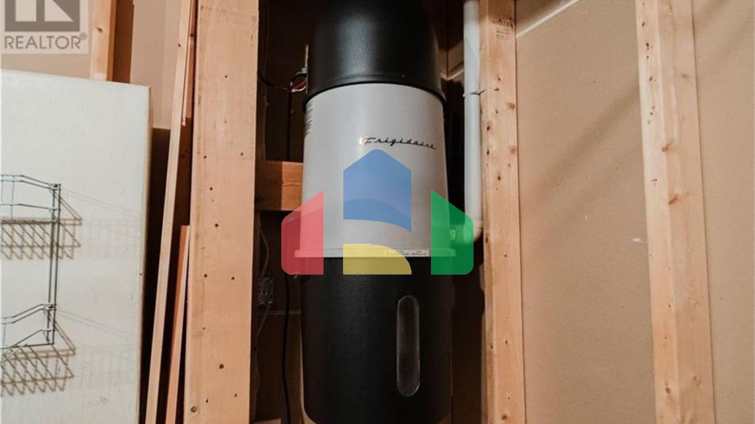 Residential - Condo/Apartment - New Hamburg, Canada - Canada