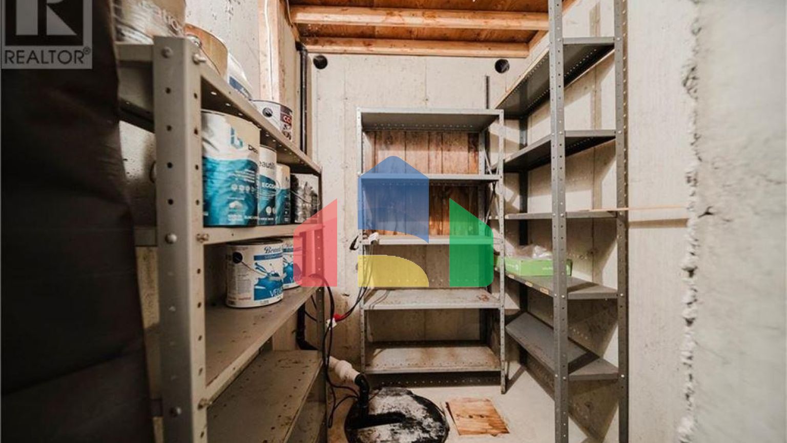 Residential - Condo/Apartment - New Hamburg, Canada - Canada