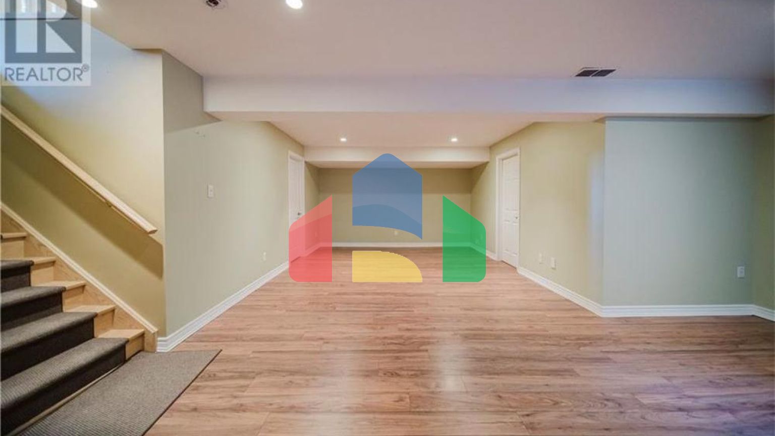 Residential - Condo/Apartment - New Hamburg, Canada - Canada