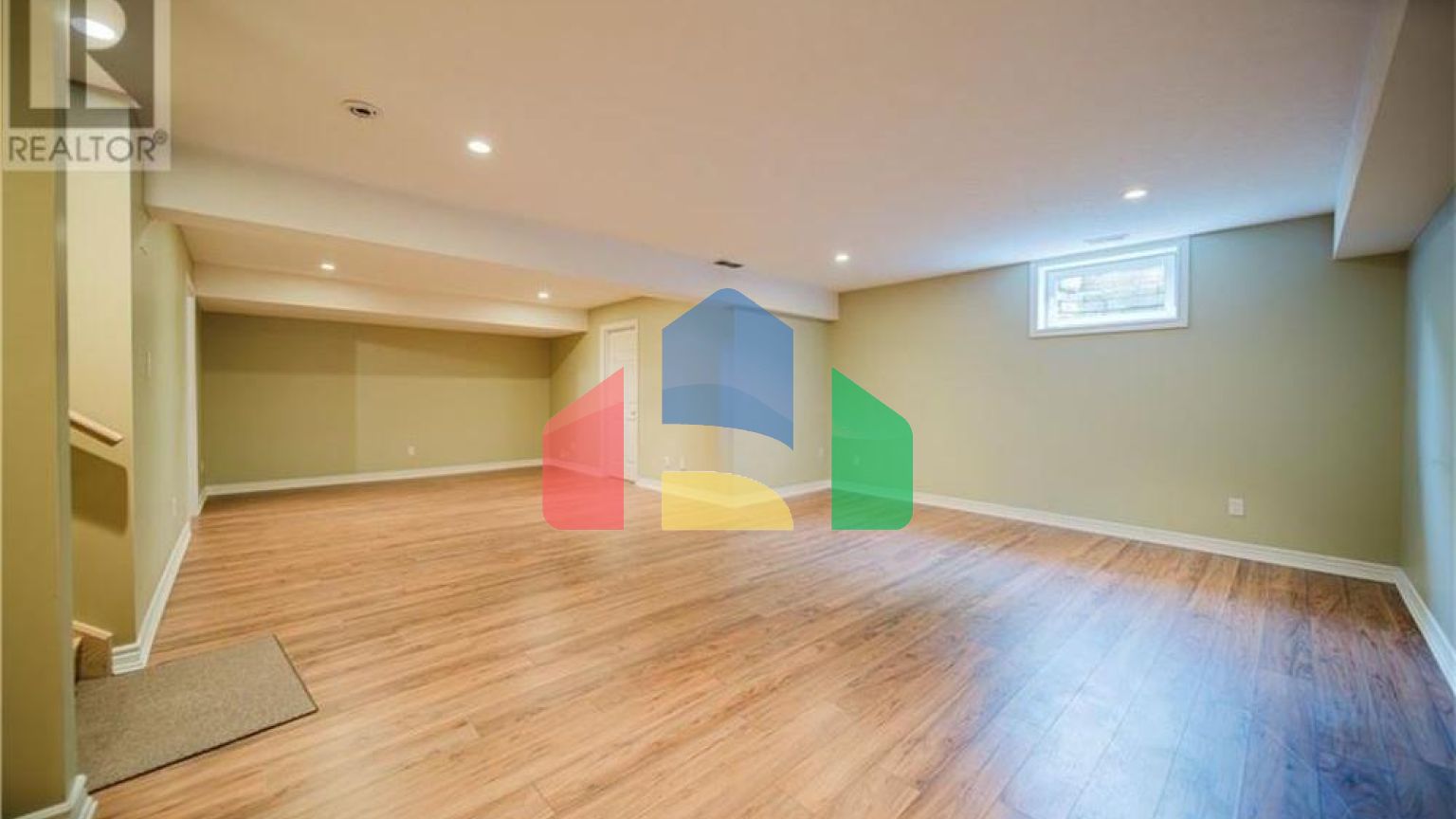 Residential - Condo/Apartment - New Hamburg, Canada - Canada