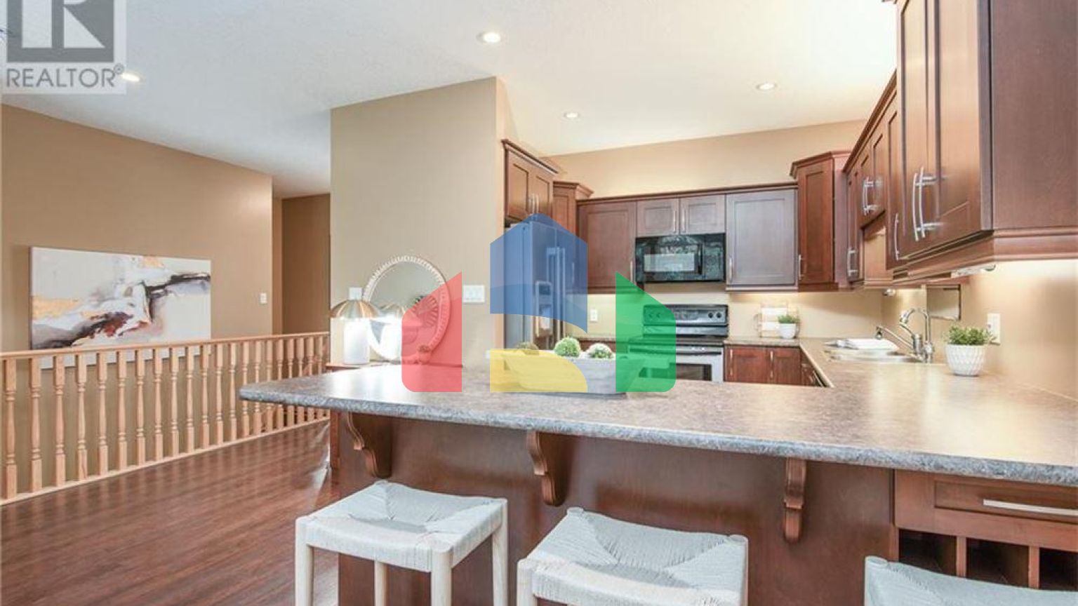 Residential - Condo/Apartment - New Hamburg, Canada - Canada