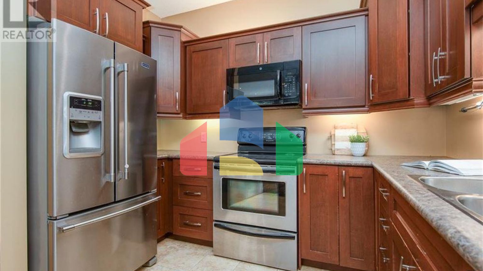 Residential - Condo/Apartment - New Hamburg, Canada - Canada