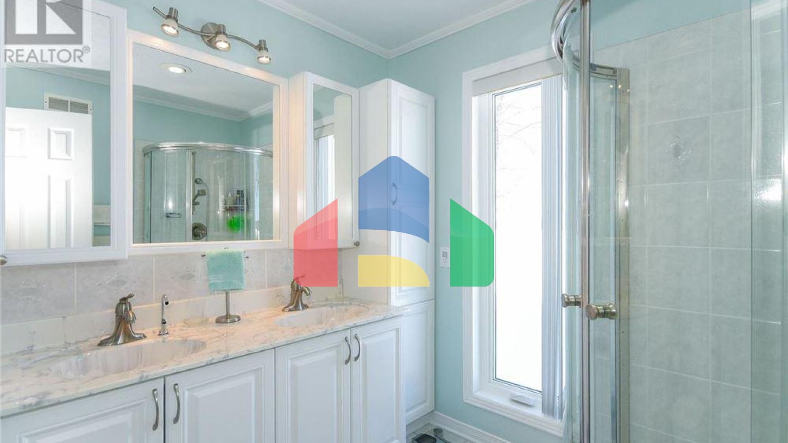 Residential - Single Family Home - Clarence-Rockland, Canada - Canada