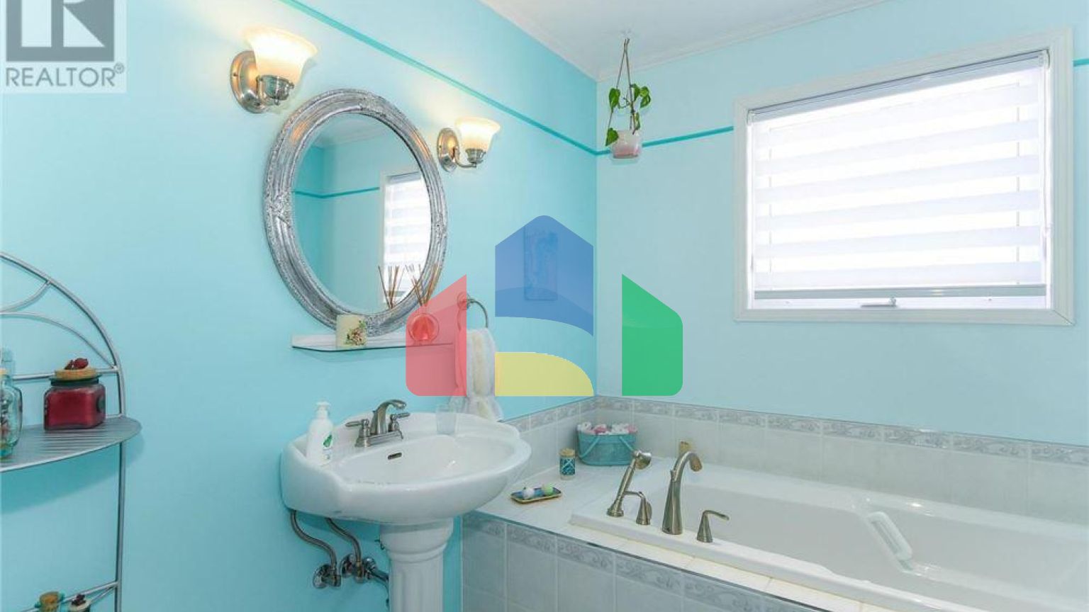 Residential - Single Family Home - Clarence-Rockland, Canada - Canada