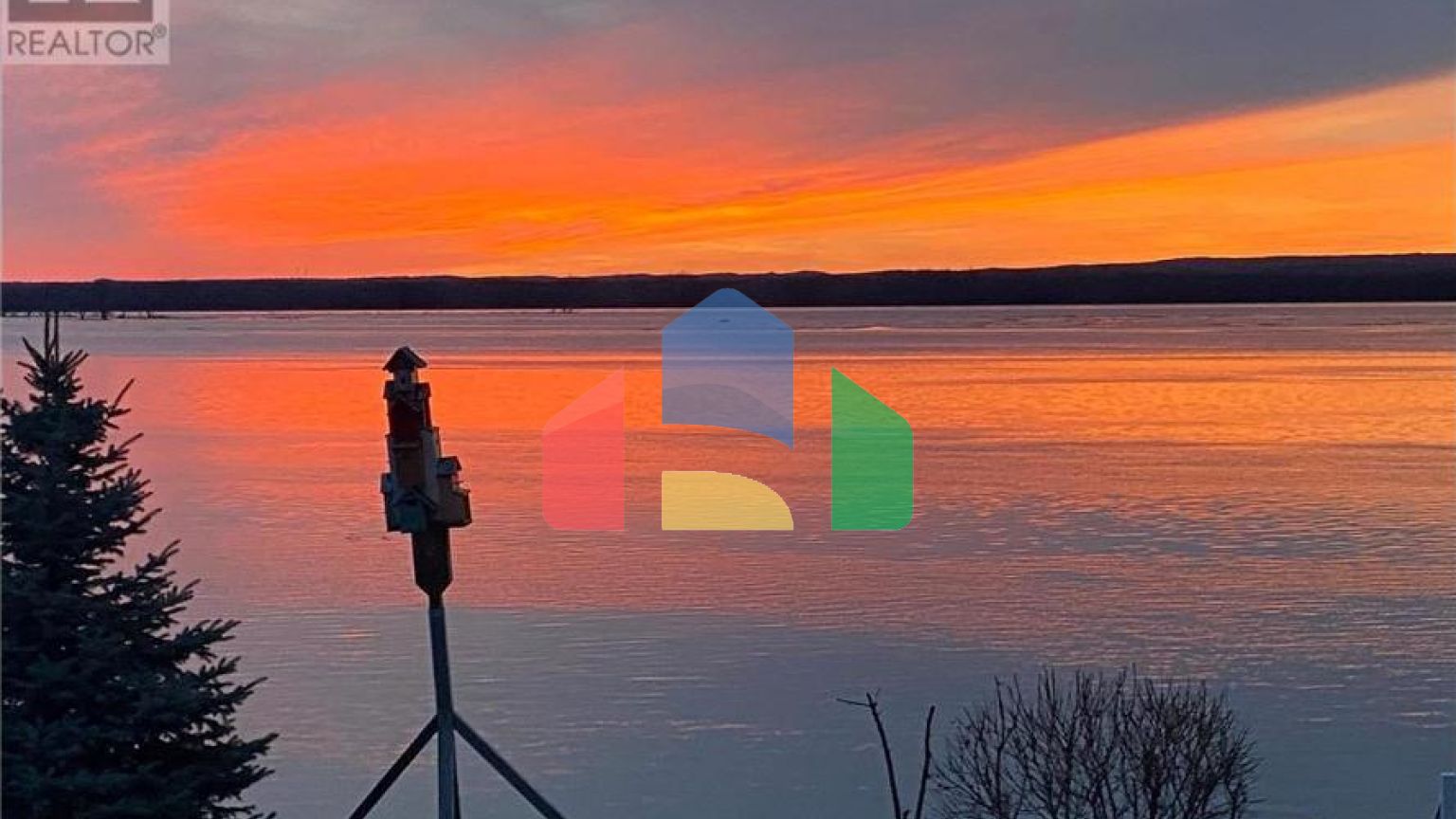 Residential - Single Family Home - Clarence-Rockland, Canada - Canada