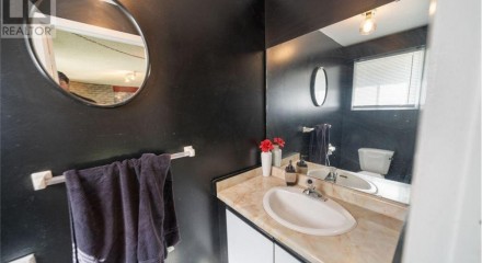 Residential - Single Family Home - Scugog, Canada - Canada