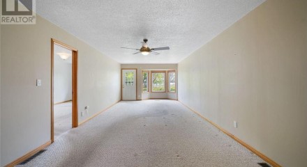 Residential - Condo/Apartment - Scugog, Canada - Canada