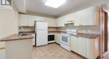 Residential - Condo/Apartment - Scugog, Canada - Canada