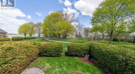 Residential - Condo/Apartment - Scugog, Canada - Canada