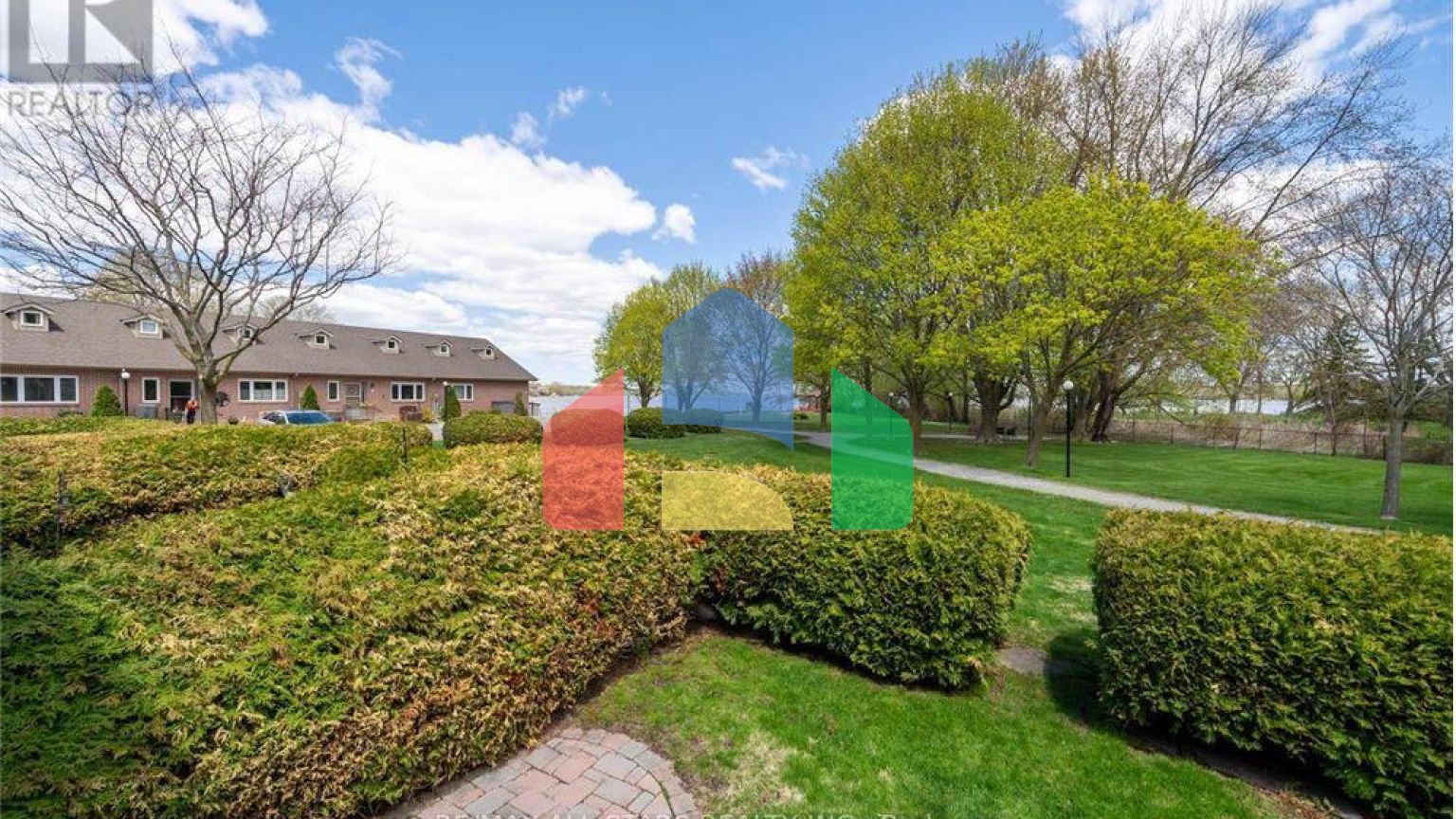 Residential - Condo/Apartment - Scugog, Canada - Canada