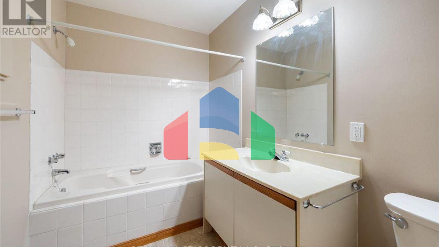 Residential - Condo/Apartment - Scugog, Canada - Canada