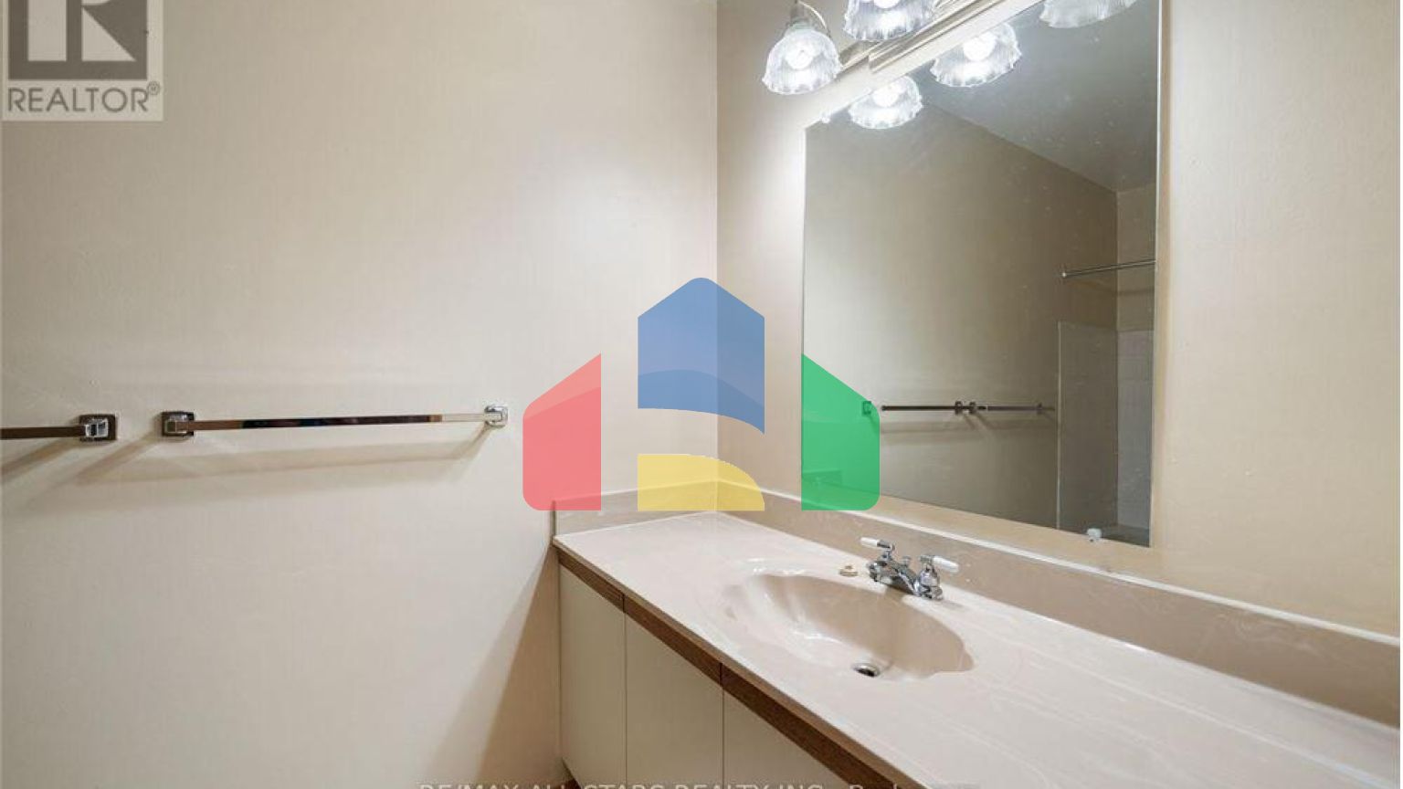 Residential - Condo/Apartment - Scugog, Canada - Canada