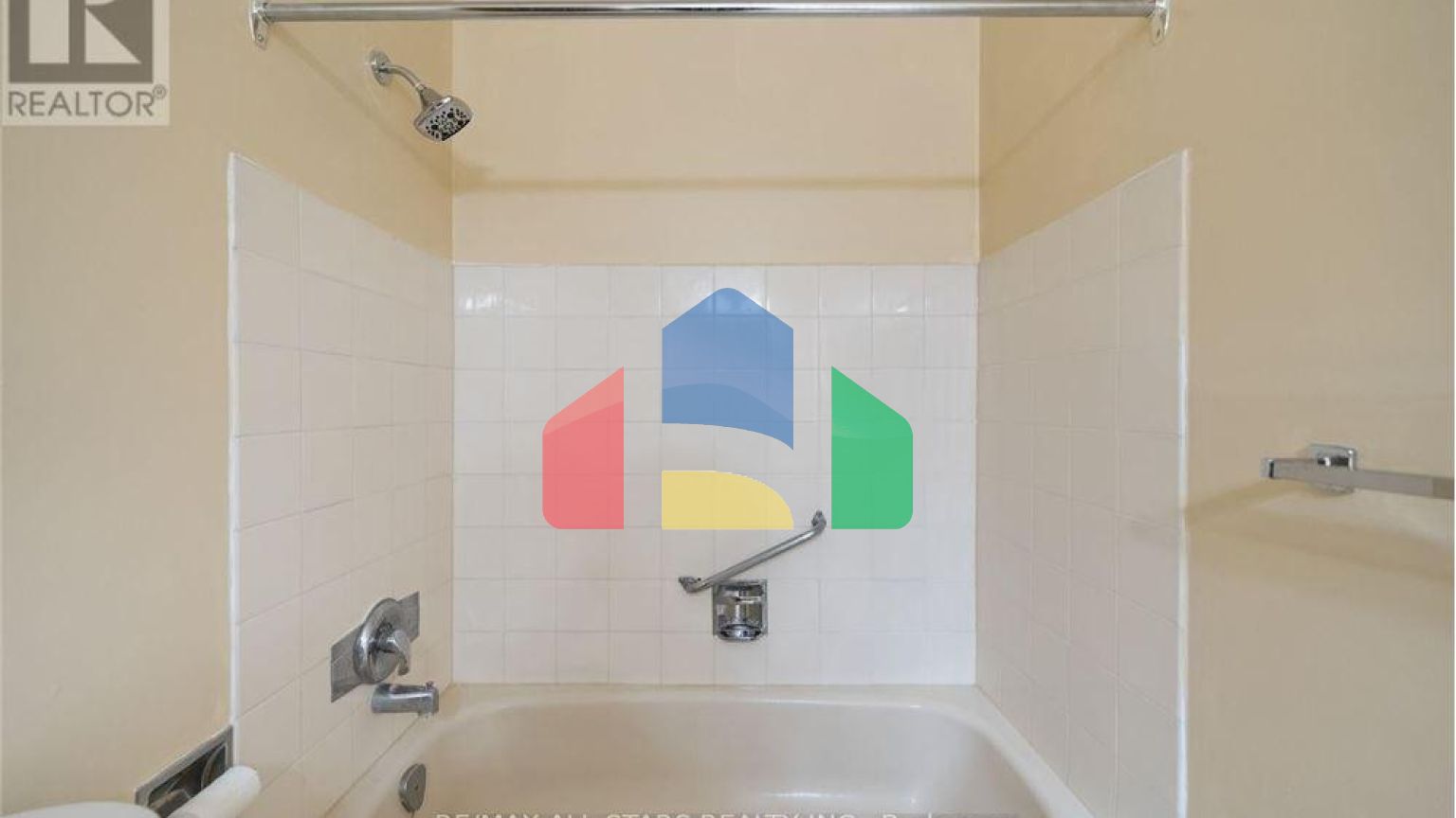 Residential - Condo/Apartment - Scugog, Canada - Canada