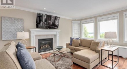 Residential - Single Family Home - New Westminster, Canada - Canada