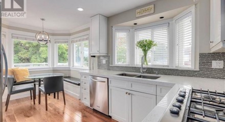 Residential - Single Family Home - New Westminster, Canada - Canada