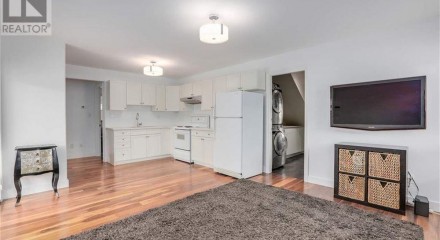 Residential - Single Family Home - New Westminster, Canada - Canada