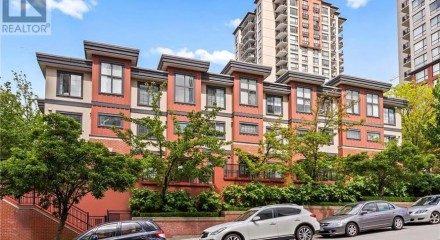 Residential - Townhouse - New Westminster, Canada - Canada