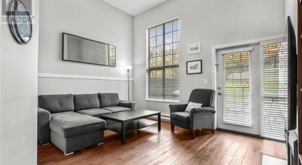 Residential - Townhouse - New Westminster, Canada - Canada