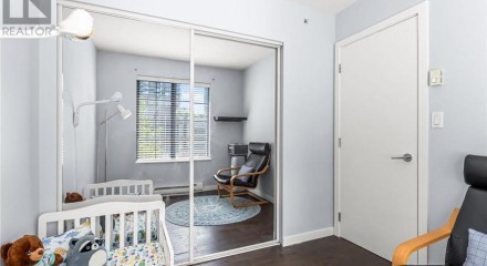 Residential - Townhouse - New Westminster, Canada - Canada