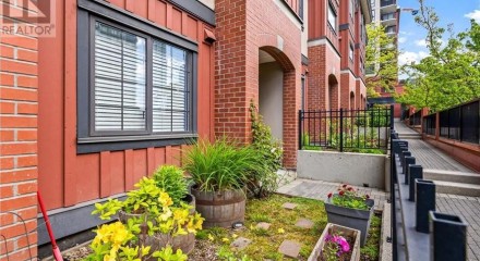 Residential - Townhouse - New Westminster, Canada - Canada