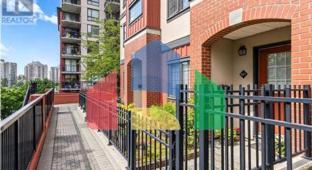 Residential - Townhouse - New Westminster, Canada - Canada