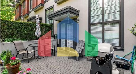 Residential - Townhouse - New Westminster, Canada - Canada