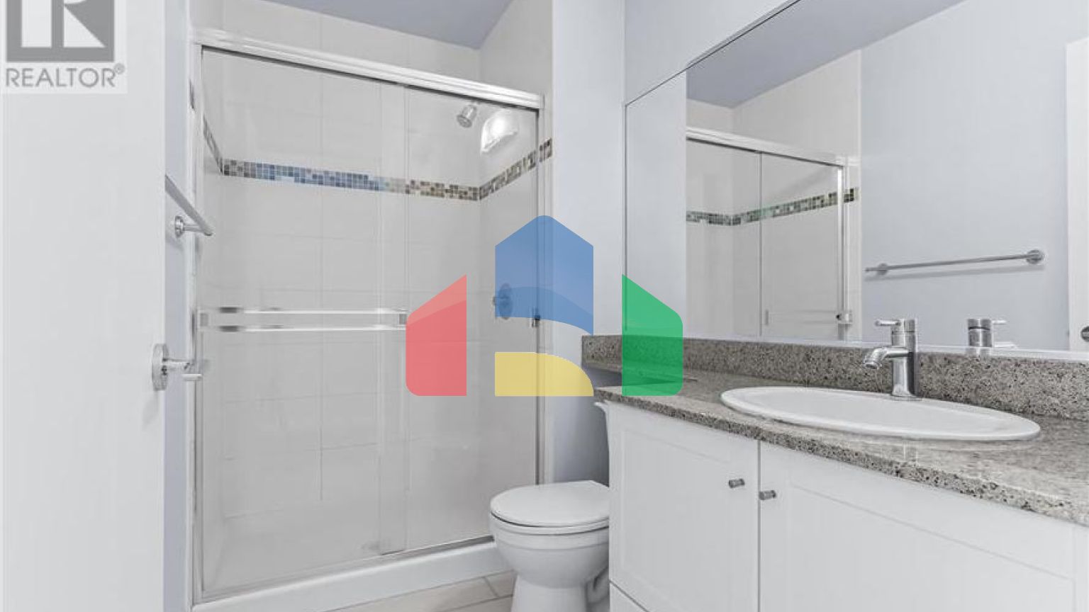 Residential - Townhouse - New Westminster, Canada - Canada