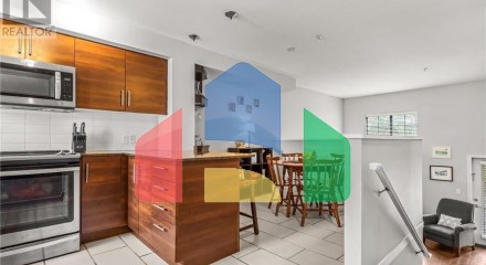 Residential - Townhouse - New Westminster, Canada - Canada