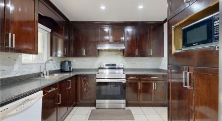 Residential - Single Family Home - Delta, Canada - Canada