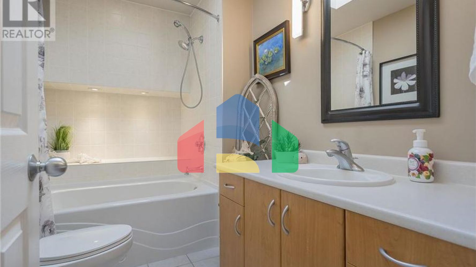 Residential - Single Family Home - Delta, Canada - Canada