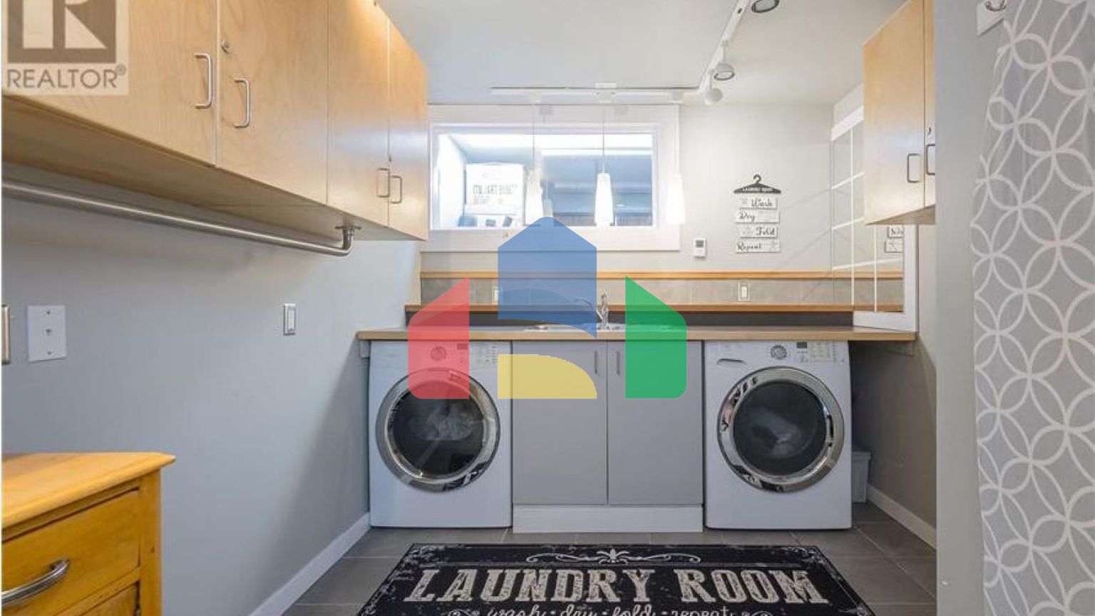 Residential - Single Family Home - Delta, Canada - Canada