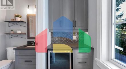 Residential - Single Family Home - Saanich, Canada - Canada
