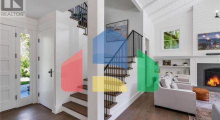 Residential - Single Family Home - Saanich, Canada - Canada
