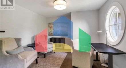 Residential - Single Family Home - Saanich, Canada - Canada