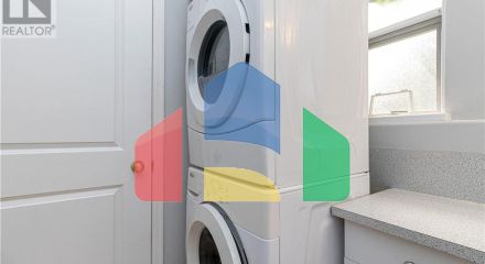 Residential - Single Family Home - Saanich, Canada - Canada Residential - Single Family Home - Saanich, Canada - Canada