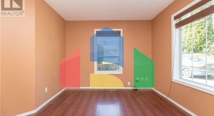 Residential - Single Family Home - Saanich, Canada - Canada