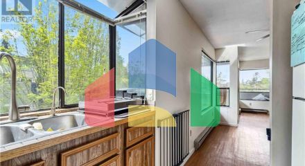 Residential - Condo/Apartment - Saanich, Canada - Canada