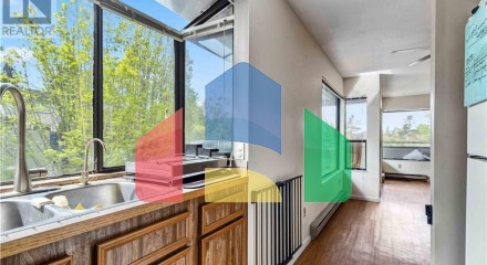 Residential - Condo/Apartment - Saanich, Canada - Canada