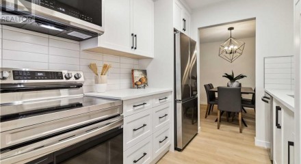 Residential - Condo/Apartment - Saanich, Canada - Canada