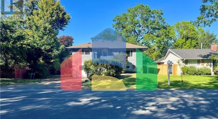 Residential - Single Family Home - Saanich, Canada - Canada