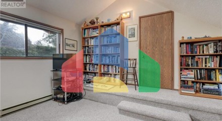 Residential - Single Family Home - Saanich, Canada - Canada