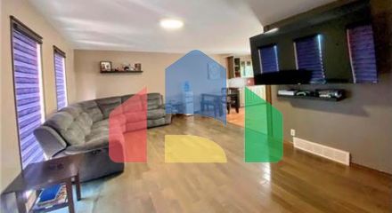 Residential - Single Family Home - Neepawa, Canada - Canada